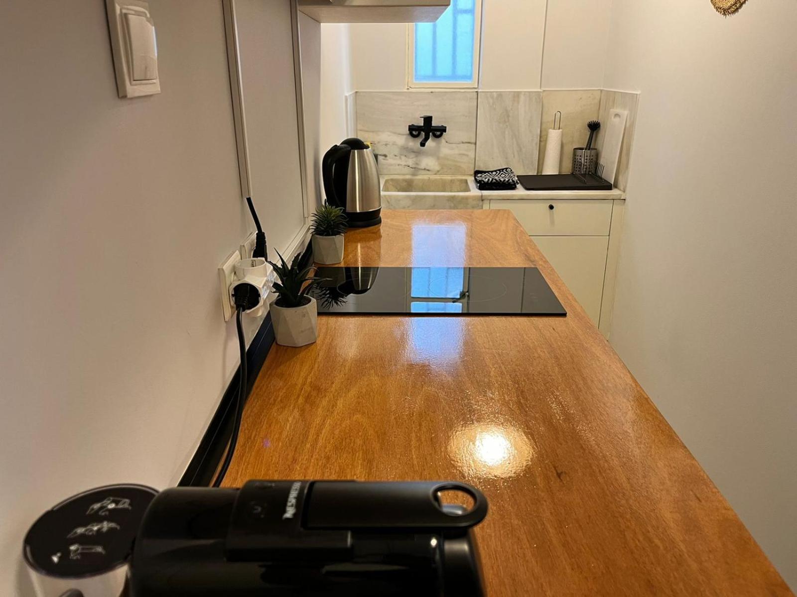 אתונה Exarcheia Urban Studio Apartment מראה חיצוני תמונה