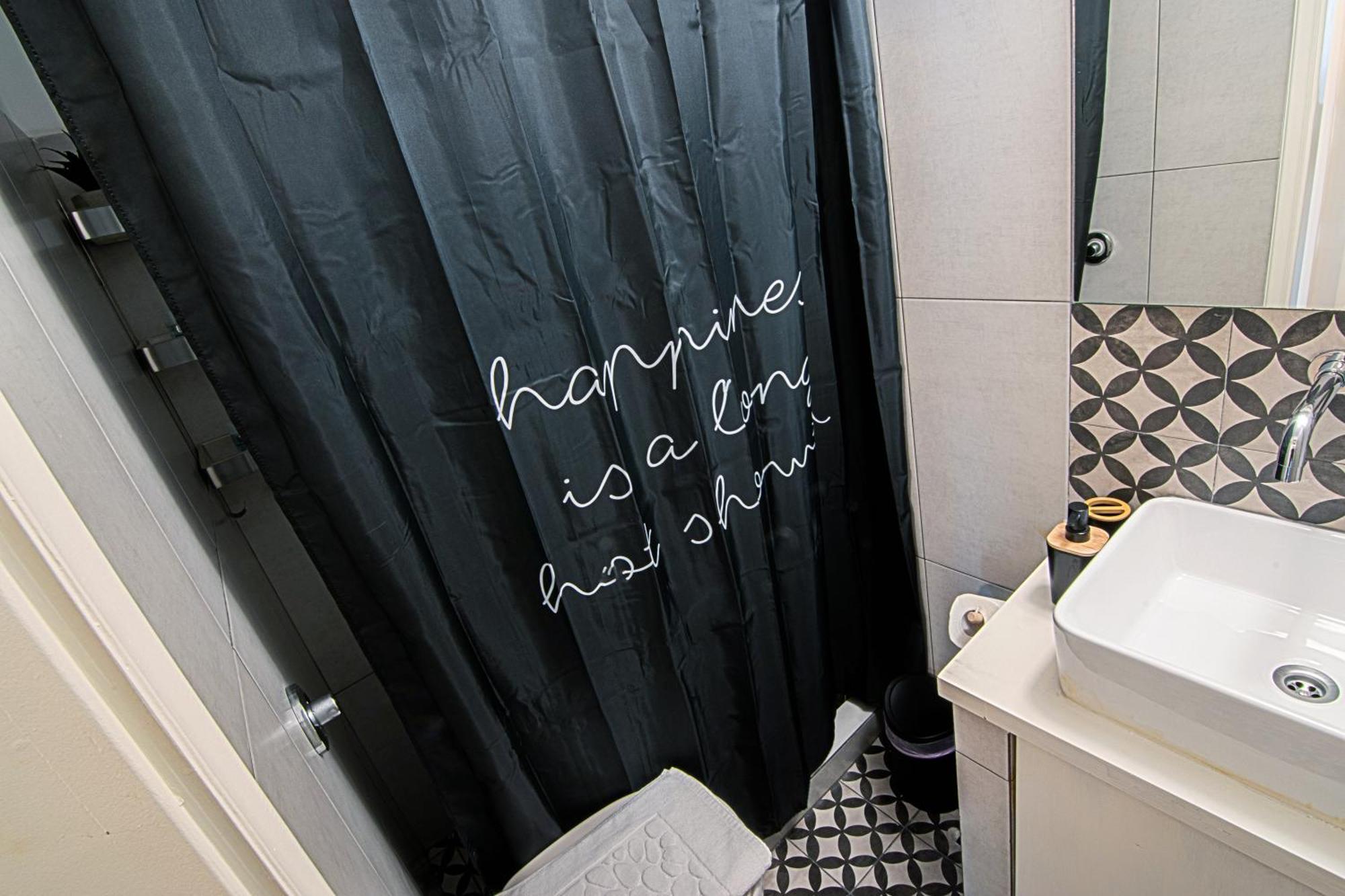 אתונה Exarcheia Urban Studio Apartment מראה חיצוני תמונה